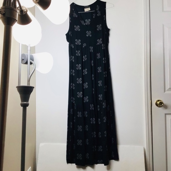 universal-thread-dresses-universal-thread-maxi-dress-black